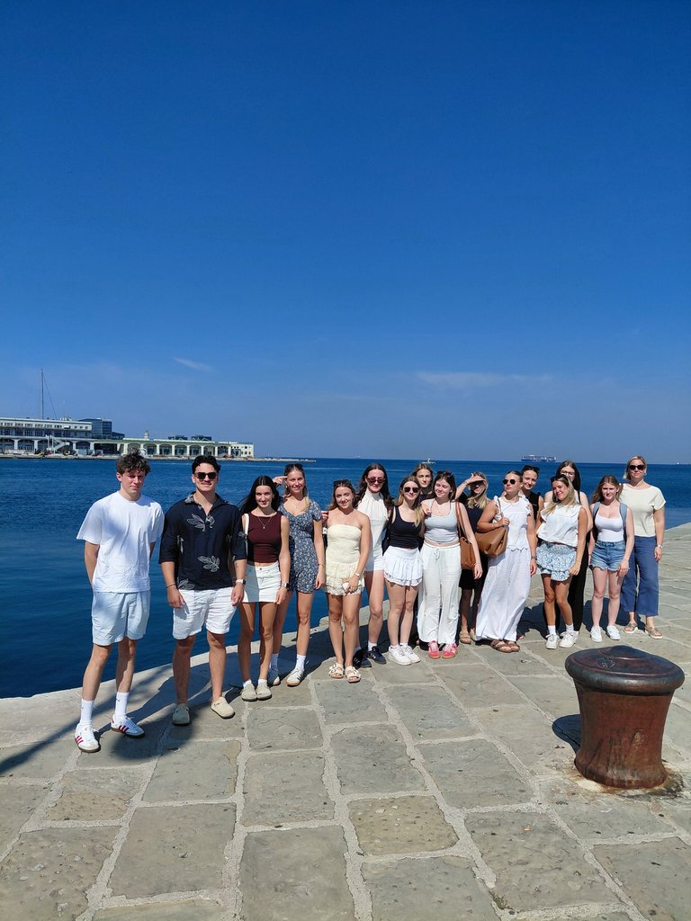 2526_26_Triest1.jpg 