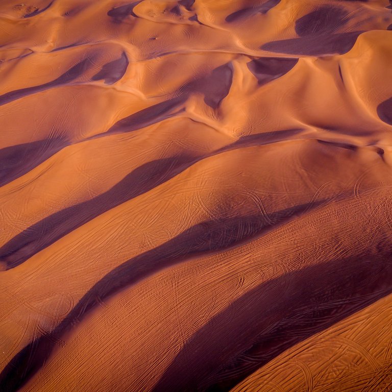 bird-s-eye-view-of-desert-1509582.jpg